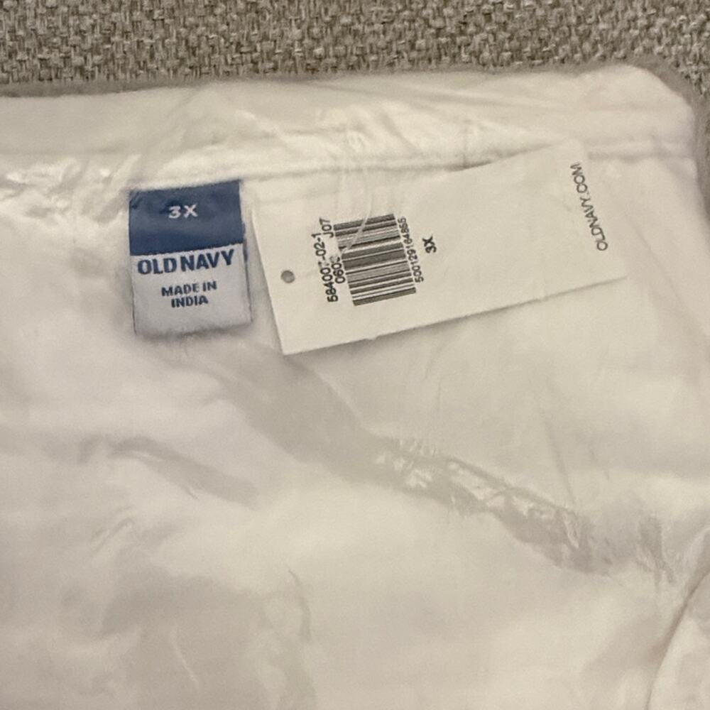Old Navy White Lilies Sleeveless Crinkle Gauze Top - Picture 10 of 10